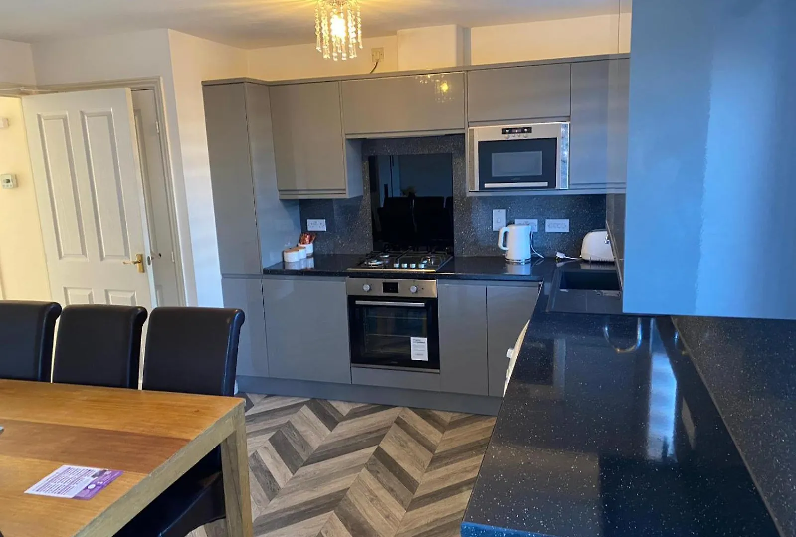 Cheerful 4 Bedroom Townhouse With Free Parking Newcastle upon Tyne United Kingdom