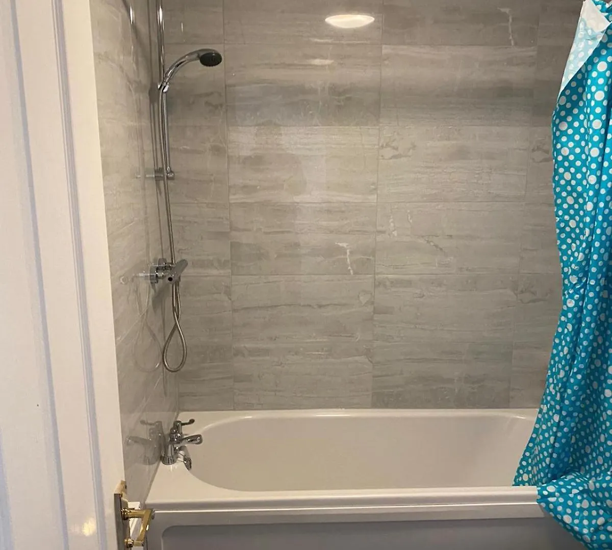 Cheerful 4 Bedroom Townhouse With Free Parking Newcastle upon Tyne United Kingdom