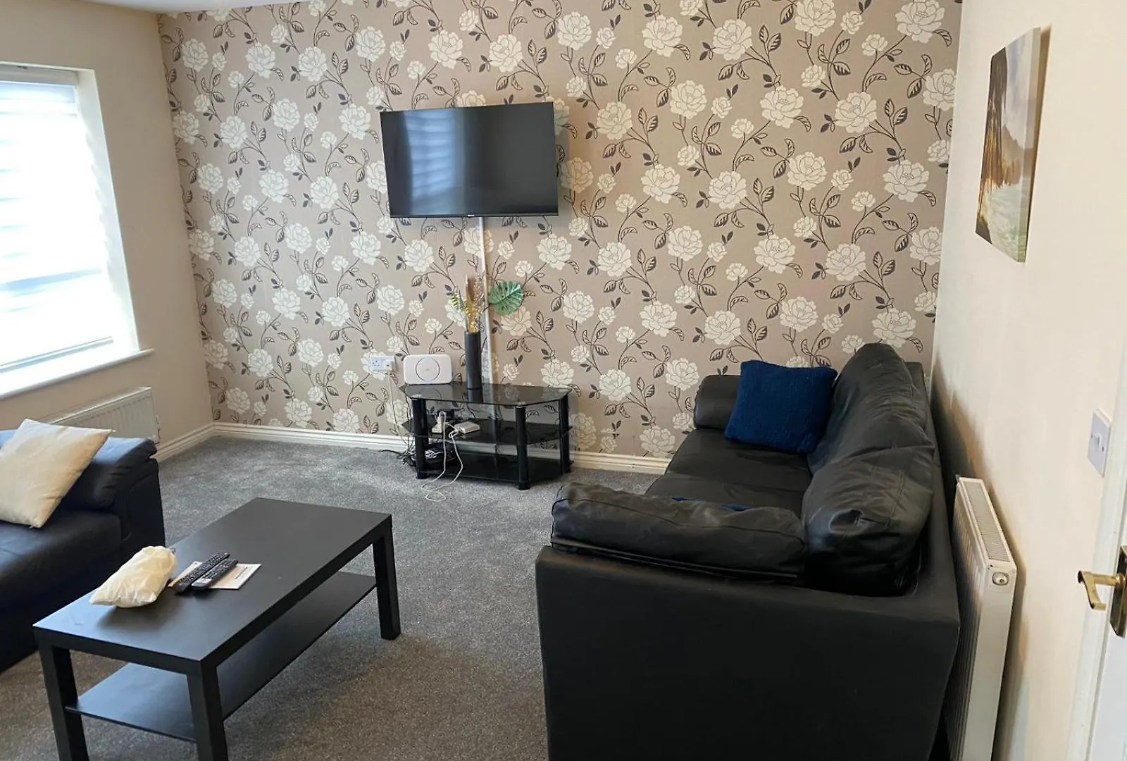 Cheerful 4 Bedroom Townhouse With Free Parking Newcastle upon Tyne 0*,  United Kingdom