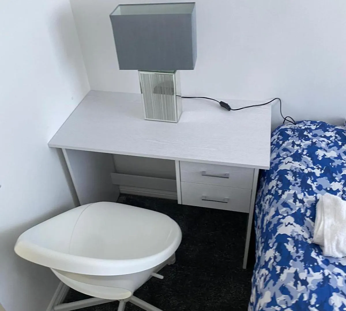 Cheerful 4 Bedroom Townhouse With Free Parking Newcastle upon Tyne 0*,  United Kingdom