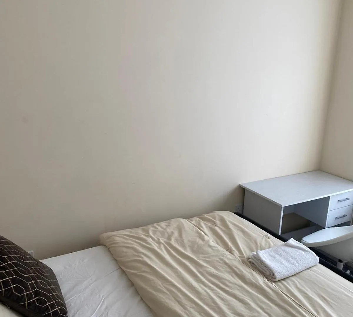 Apartment Cheerful 4 Bedroom Townhouse With Free Parking Newcastle upon Tyne
